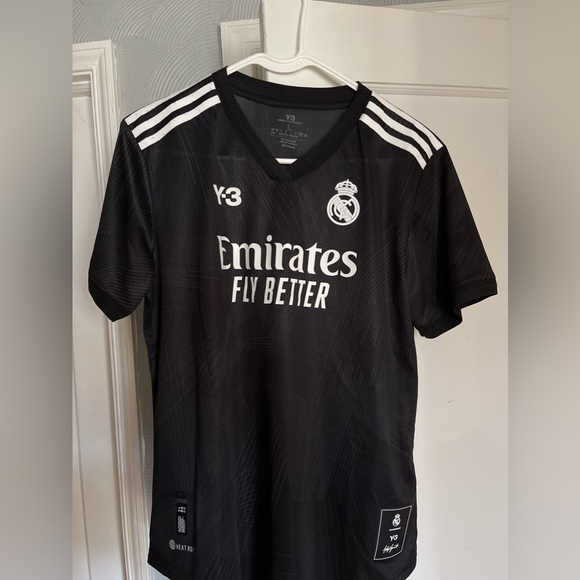Real Madrid Jersey Women’s - Picture 1 of 3
